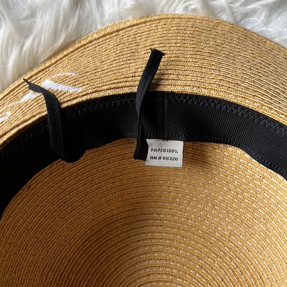 Just Married Straw Floppy Sun Hat - Picture 9 of 9